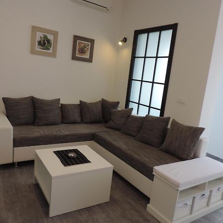 Apartments Lori Biograd Na Moru Exterior photo