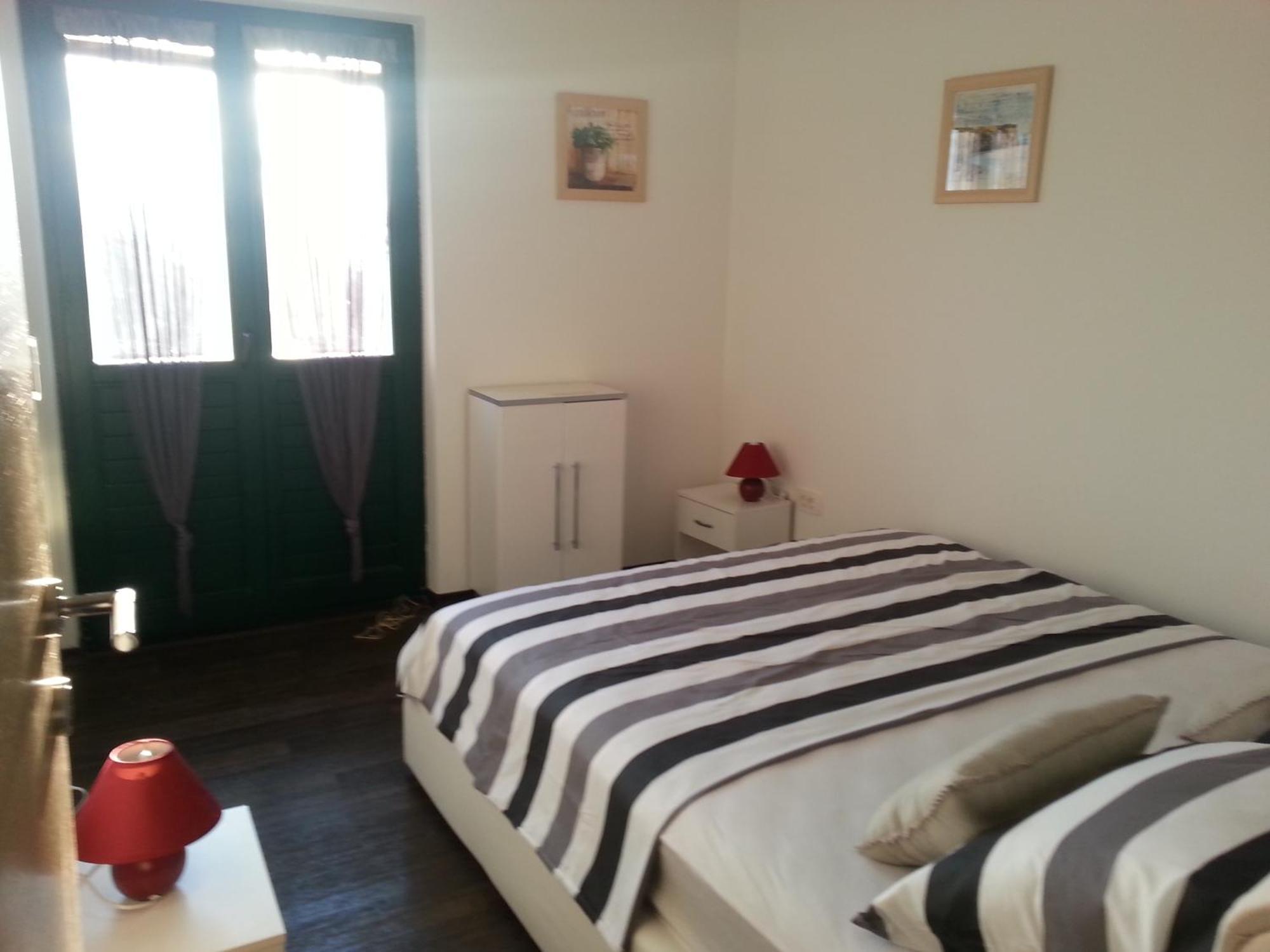 Apartments Lori Biograd Na Moru Room photo